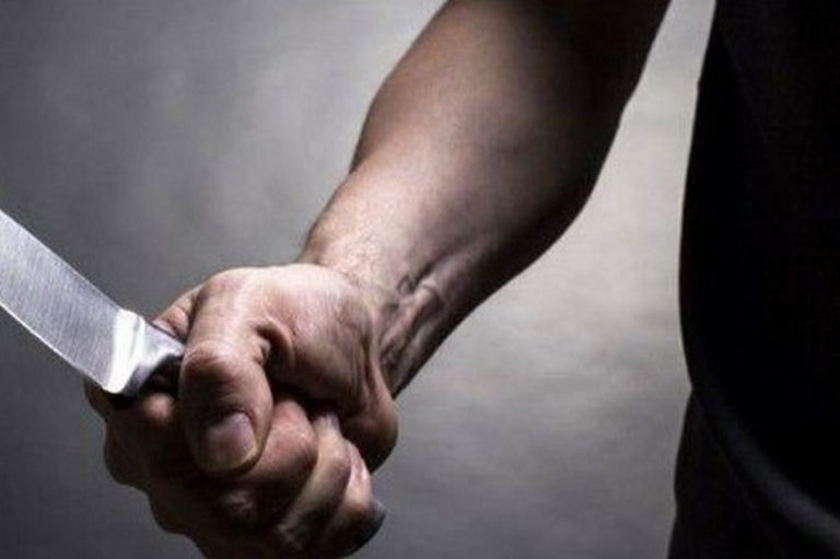 В киевской больнице мужчину ранили ножом В киевской больнице мужчину ранили ножом