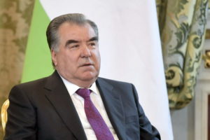 Президент Таджикистана объявил о победе над COVID-19