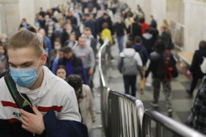 Вирусолог назвал условие для коллективного иммунитета в Украине