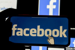 В Facebook назвали причину масштабного сбоя