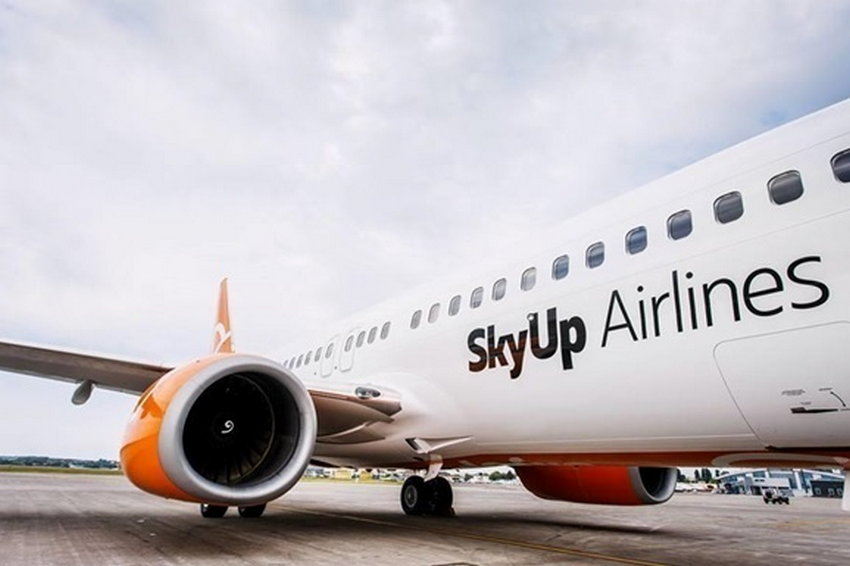 SkyUp объявил о приостановке продажи авиабилетов