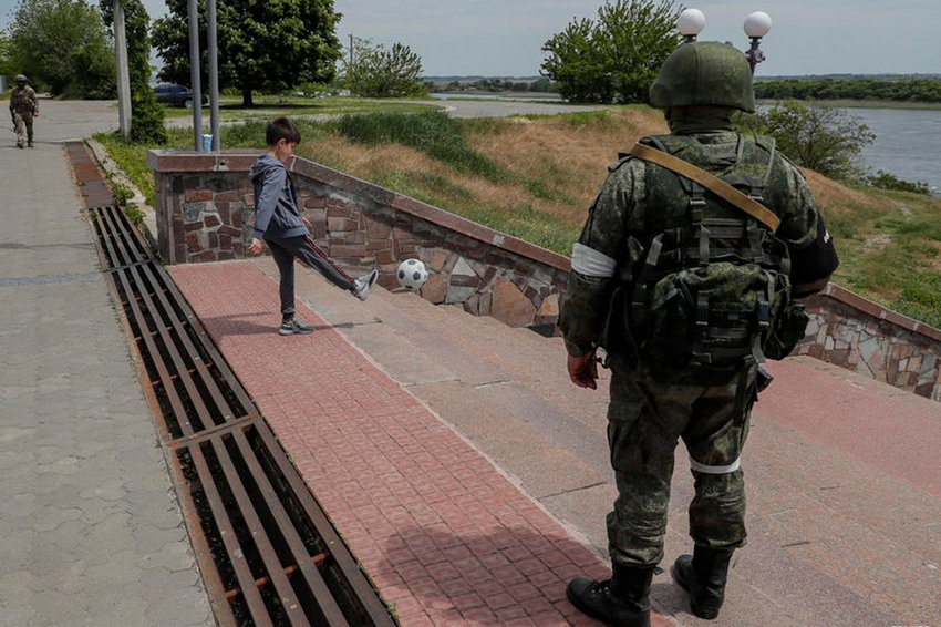 Окупанти три тижні готувалися до втечі з Херсона - розвідка Британії