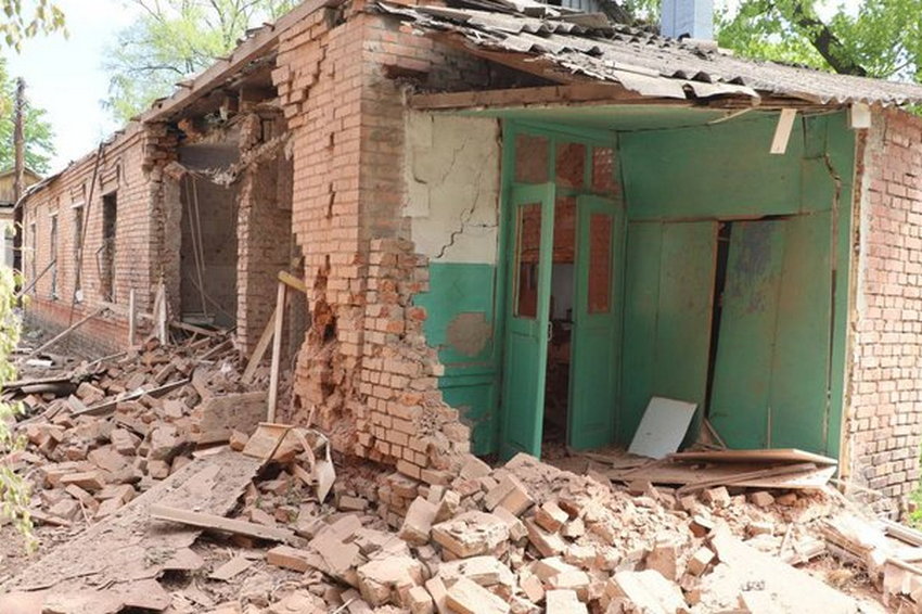 На Харківщині через ворожі обстріли горіли склади із зерном — ДСНС На Харківщині через ворожі обстріли горіли склади із зерном - ДСНС