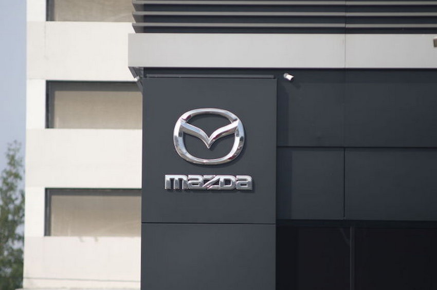 Mazda продала бізнес у Росії за €1