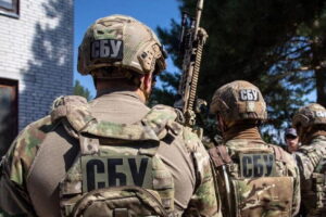СБУ затримала фінансистів окупантів у звільненій Снігурівці
