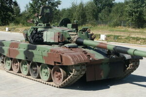Польща передасть Україні 60 танків