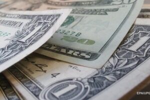 У НБУ підрахували, скільки грошей витратили українці за кордоном