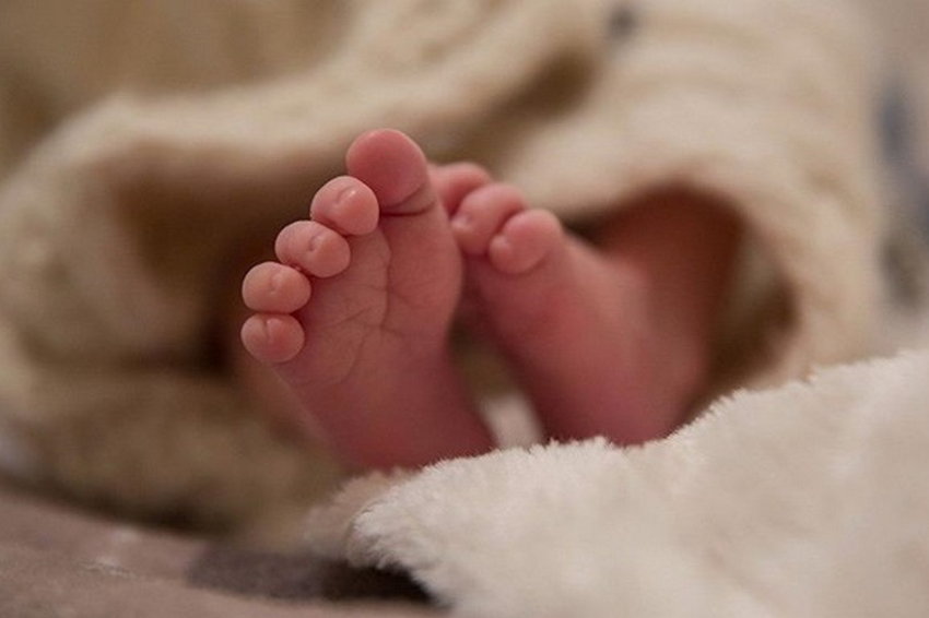 Під Одесою у під'їзді будинку знайшли сумку з немовлям - ЗМІ