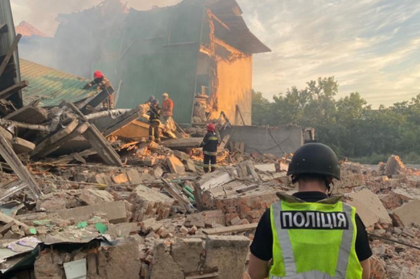 Обстріли Харківщини: поранено жінку та зруйновано будинки