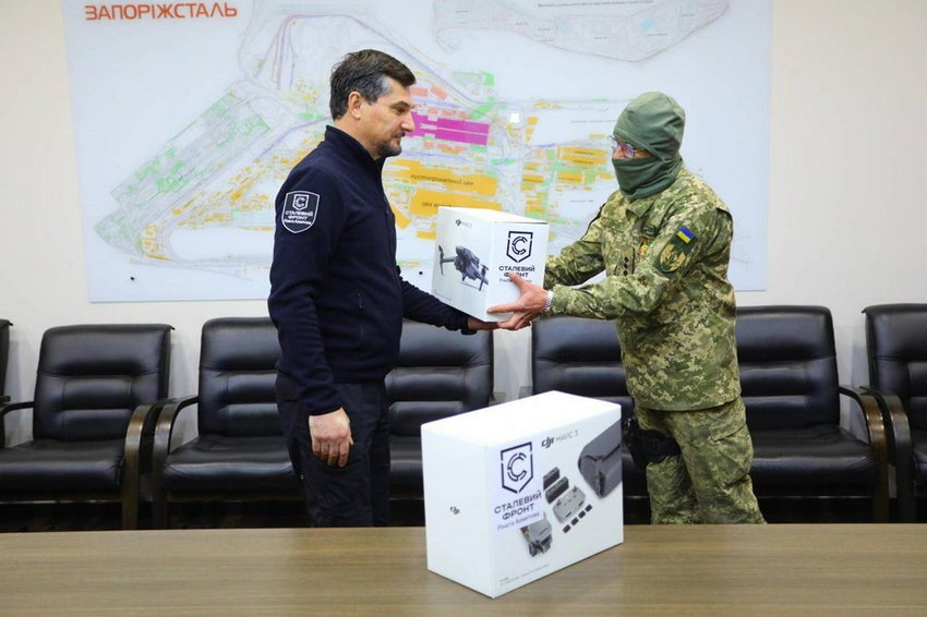 Сталевий фронт відправив на передову дрони-розвідники