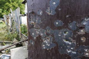 На Донбасі знеструмлено дві шахти через обстріл