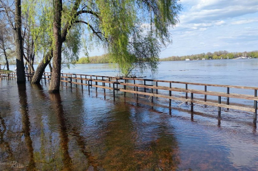 У Києві стрімко знижується рівень водопілля