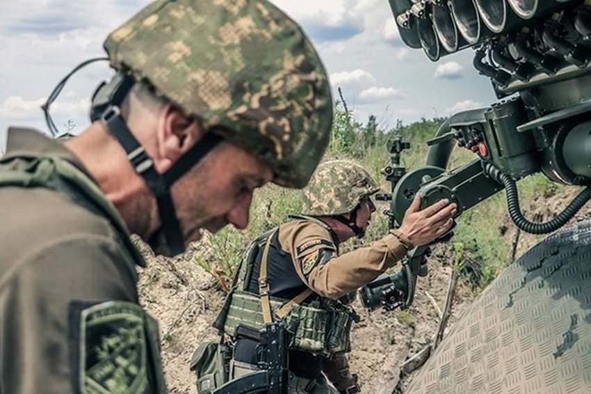 ЗСУ на півдні знищили переобладнаний човен та спостережний пункт росіян