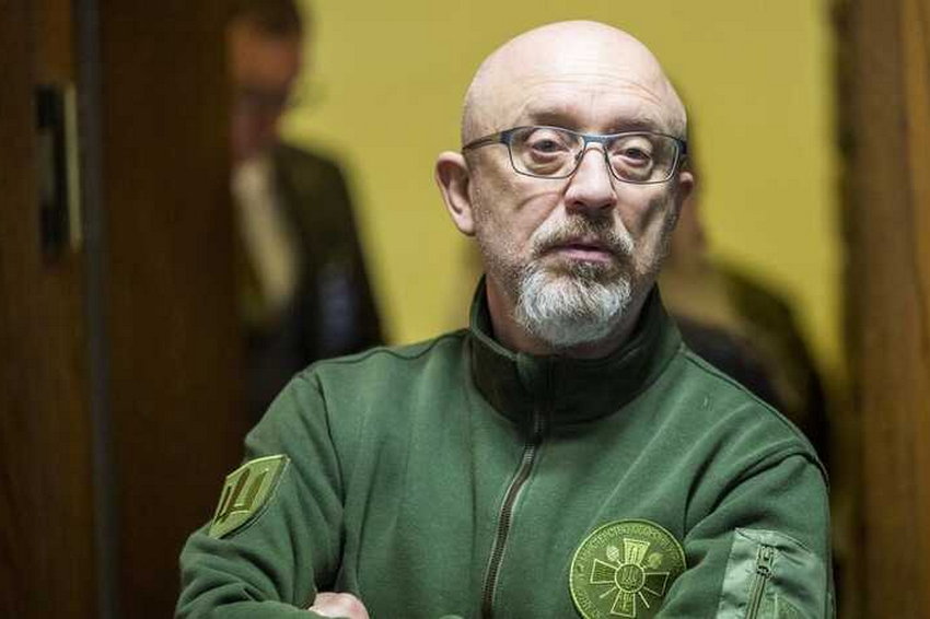 Резніков про події на фронті: основні резерви військ ще не задіяні