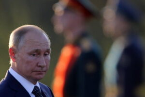 У РФ підвищили граничний вік перебування у запасі: Путін підписав закон