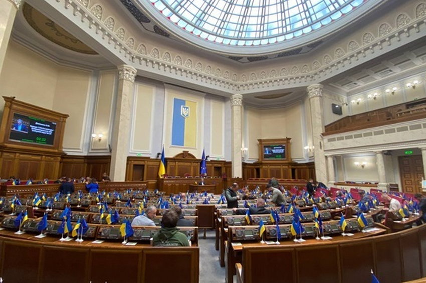Рада продовжить воєнний стан і мобілізацію - нардеп