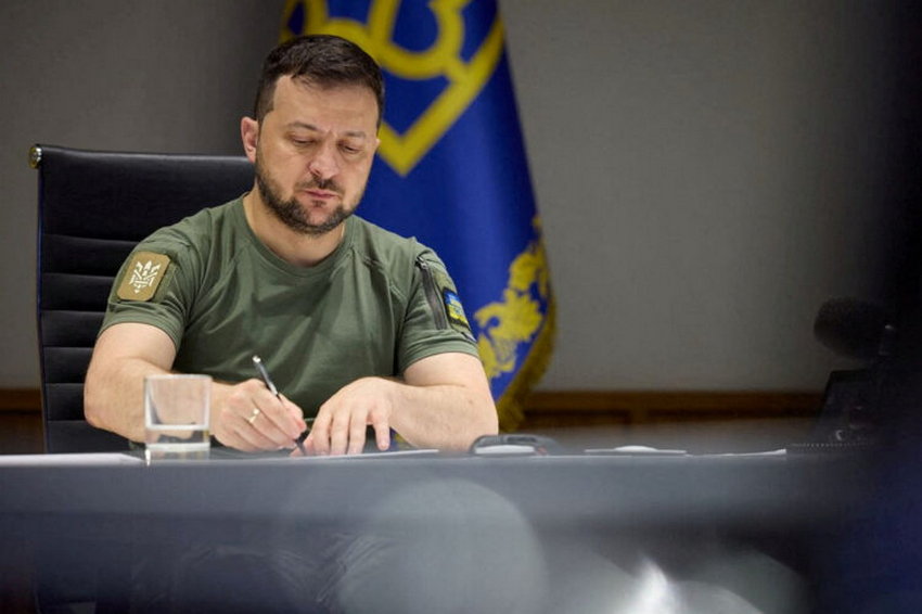 Зеленський провів засідання військового кабінету