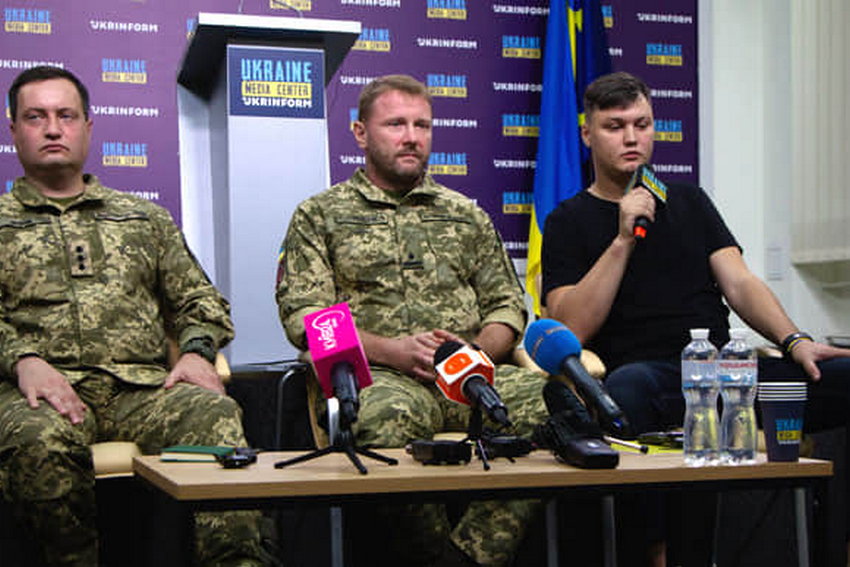 Російський пілот розповів, як переганяв Мі-8 в Україну