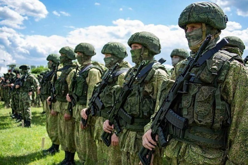 Розвідка оцінила ризики для армії РФ, пов’язані із віссю навколо Куп’янська