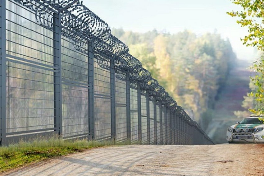 Фінляндія ввела в експлуатацію пробну ділянку паркану на кордоні з РФ