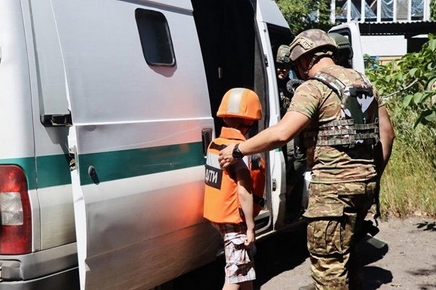 Ухвалено рішення про примусову евакуацію дітей з 66 міст і сіл Харківщини