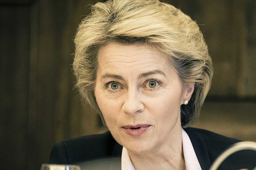 До Києва прибула глава Єврокомісії - нардеп