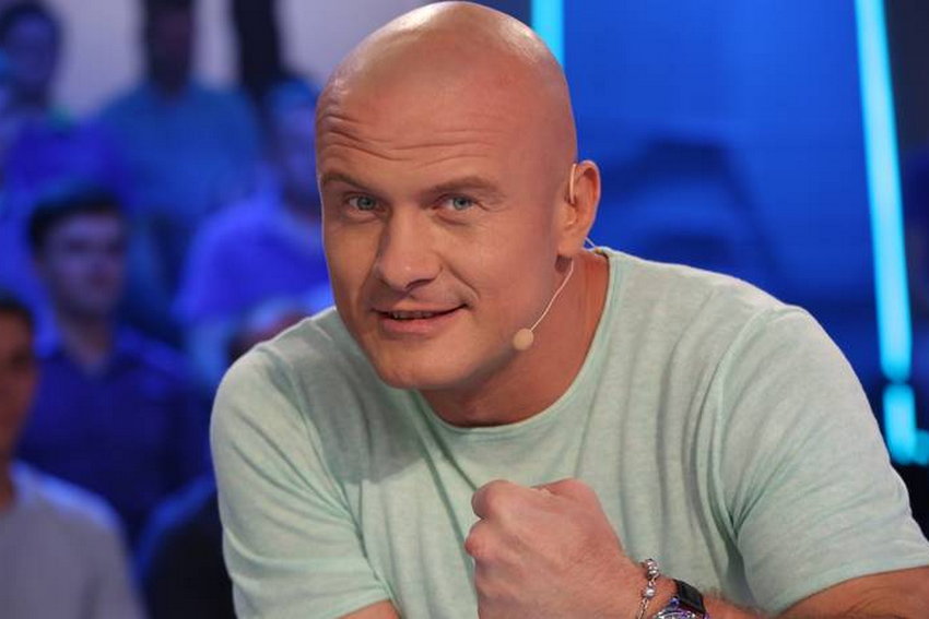 Боксер В’ячеслав Узелков заручився