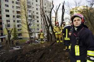 Посол Британії: Атака РФ на цивільну інфраструктуру є воєнним злочином