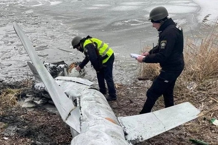 3109786 Біля Кременчука впала ракета, яка не розірвалася