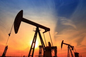 Атаки на російські НПЗ викликали зростання цін на нафту
