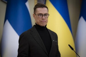 Президент Фінляндії закликав НАТО готуватися до конфлікту з РФ