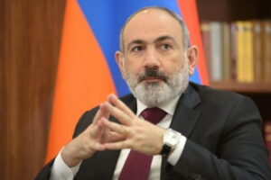 У Вірменії здійснив екстрену посадку гелікоптер з Пашиняном на борту