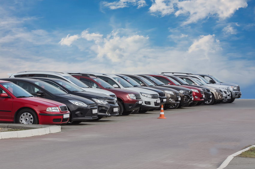 В Україні зростає попит на вживані авто з-за кордону
