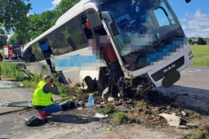 У Польщі перекинувся автобус, є постраждалі