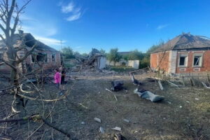 Росіяни скинули 12 авіабомб на Куп'янськ, є постраждалі