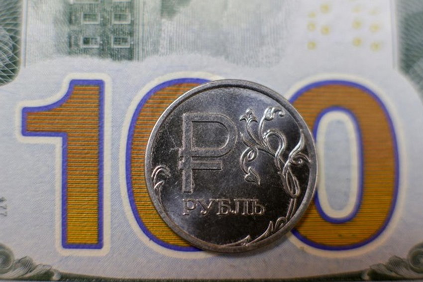 У Росії пояснили зниження курсу рубля