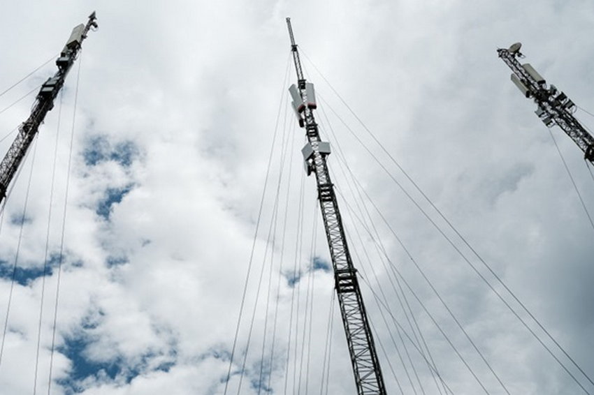 Київстар, Vodafone і lifecell отримали ліцензії на нові частоти
