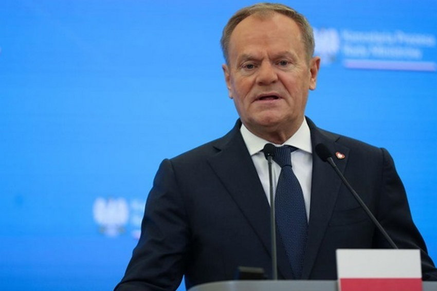 Туск зробив заяву щодо відправки військ в Україну