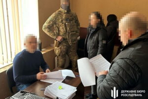 Судді загрожує 12 років за привласнення орендованої квартири