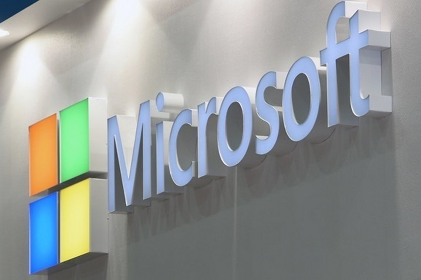 Компанія Microsoft звільняє близько 7000 працівників