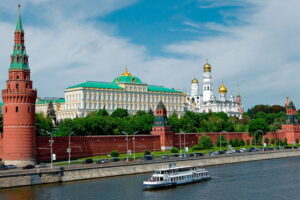 Кремль пояснив обмеження інтернету 