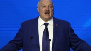 Лукашенко помилував 16 в’язнів до дня незалежності