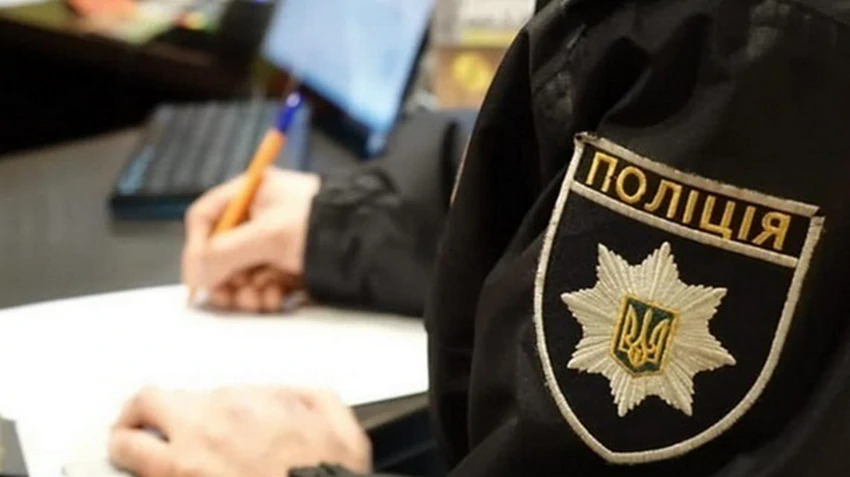 В Одесі взяли під домашній арешт підлітків, які знущалися з безхатька