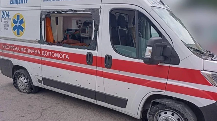 Росіяни вдарили дроном по медикам і комунальникам у Херсоні: є жертва