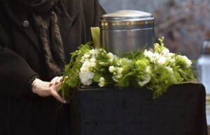 Как проводится и сколько стоит кремация за границей?