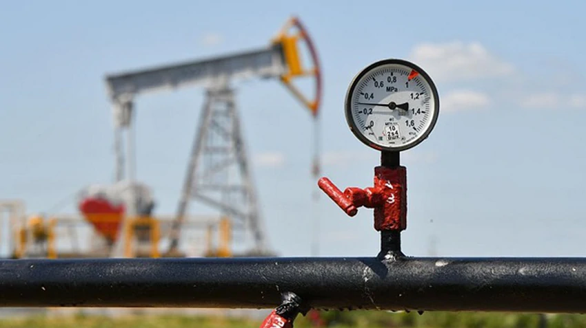 Нафта дешевшає перед самітом на Алясці