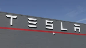Tesla планує постачати електроенергію британцям