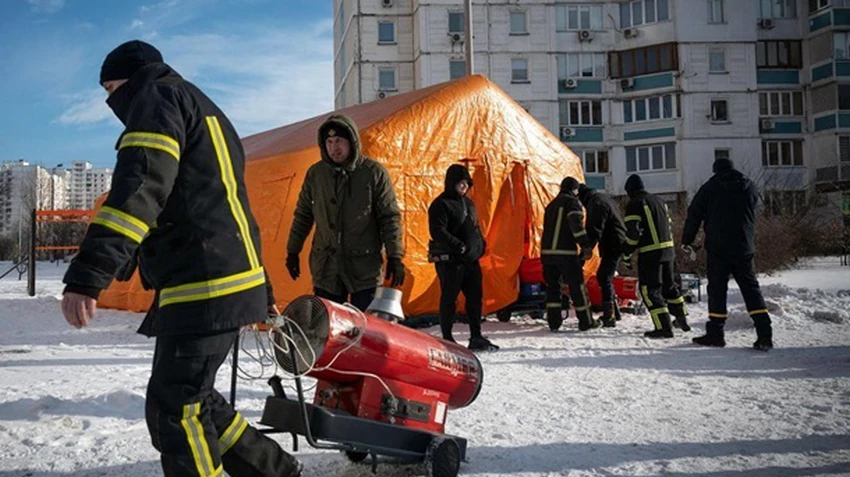 У Києві без опалення залишається 100 багатоповерхівок