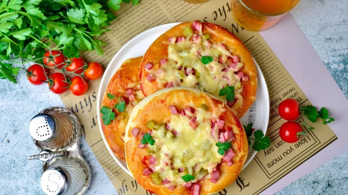 Вкус детства: как приготовить легендарную школьную пиццу дома Вкус детства: как приготовить легендарную школьную пиццу дома