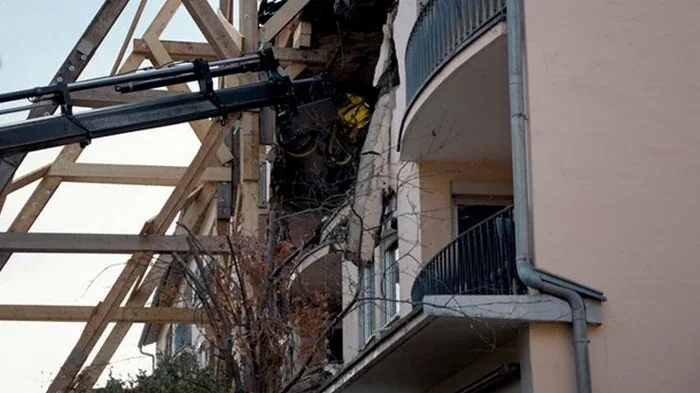 В Германии взрыв разрушил дом, есть жертвы В Германии взрыв разрушил дом, есть жертвы